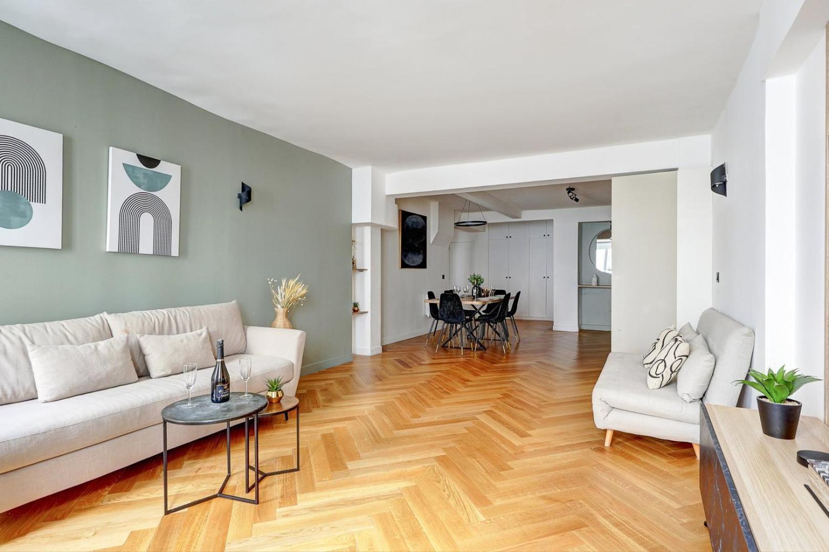 266 Montefiore Superbe A Appartement